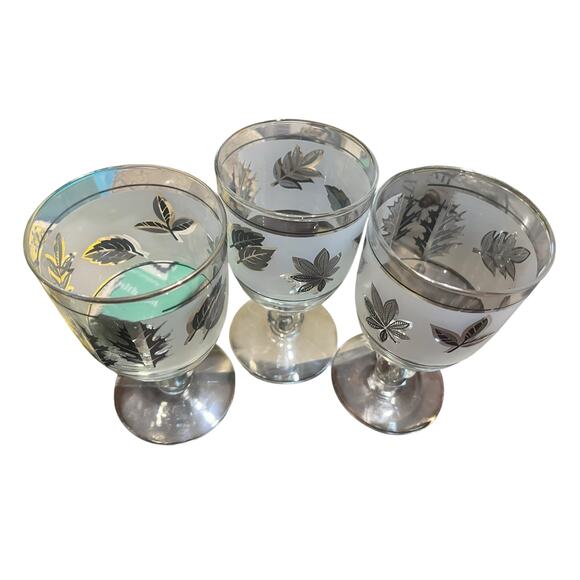 Set of 3 Vintage Libbey Goblets 5 1/2” T x 3” Diameter - Picture 3 of 3